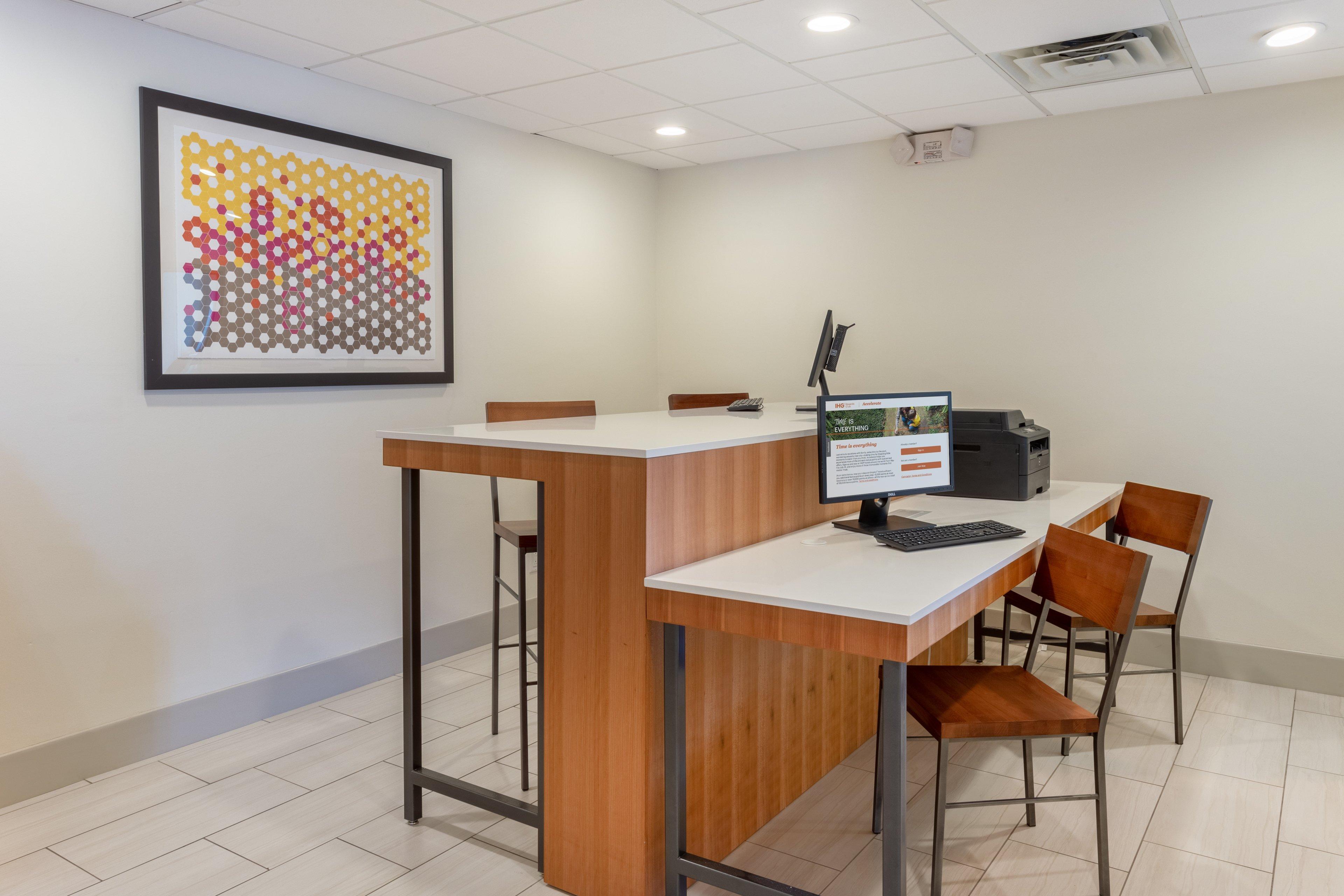 Holiday Inn Express Scottsburg By Ihg Экстерьер фото