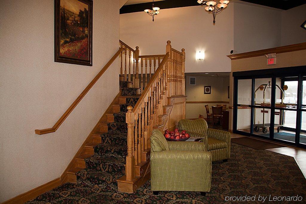 Holiday Inn Express Scottsburg By Ihg Экстерьер фото